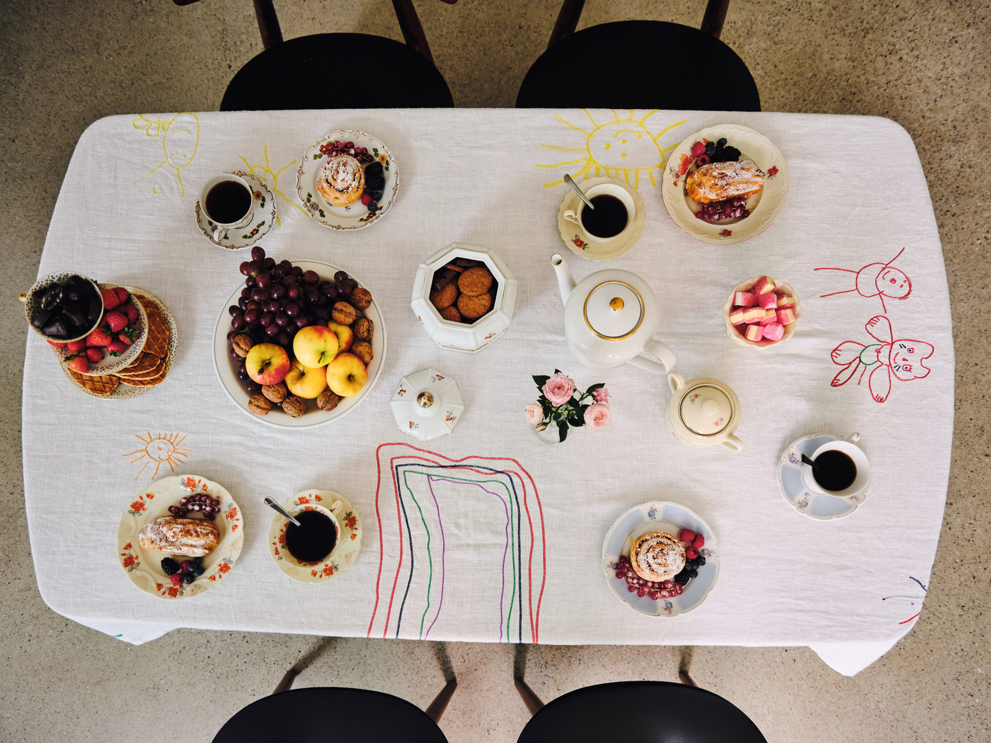 personalized linen gift, custom embroidered tablecloth, luxury family gift, heirloom textile, preserve kids drawing gift, children art embroidery, personalized family textile