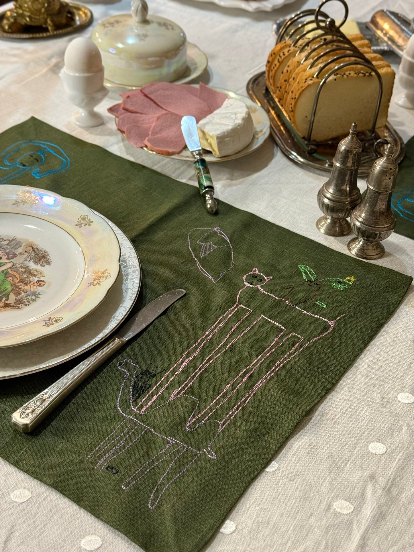 personalized linen gift, custom embroidered tablecloth, luxury family gift, heirloom textile, preserve kids drawing gift, children art embroidery, personalized family textile
